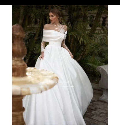 Raglan Sleeve Long Sleeve White Tutu Skirt Satin Wedding Dress
