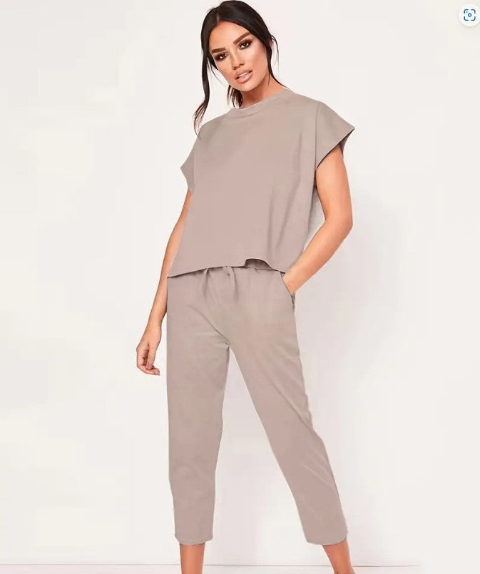 Short Sleeve Round Neck Top And Drawstring Cropped Pants Set