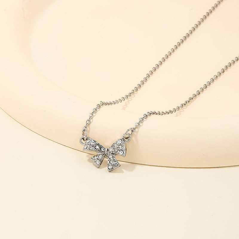 Sweet Light Luxury Metal Diamond Bow Necklace For Women