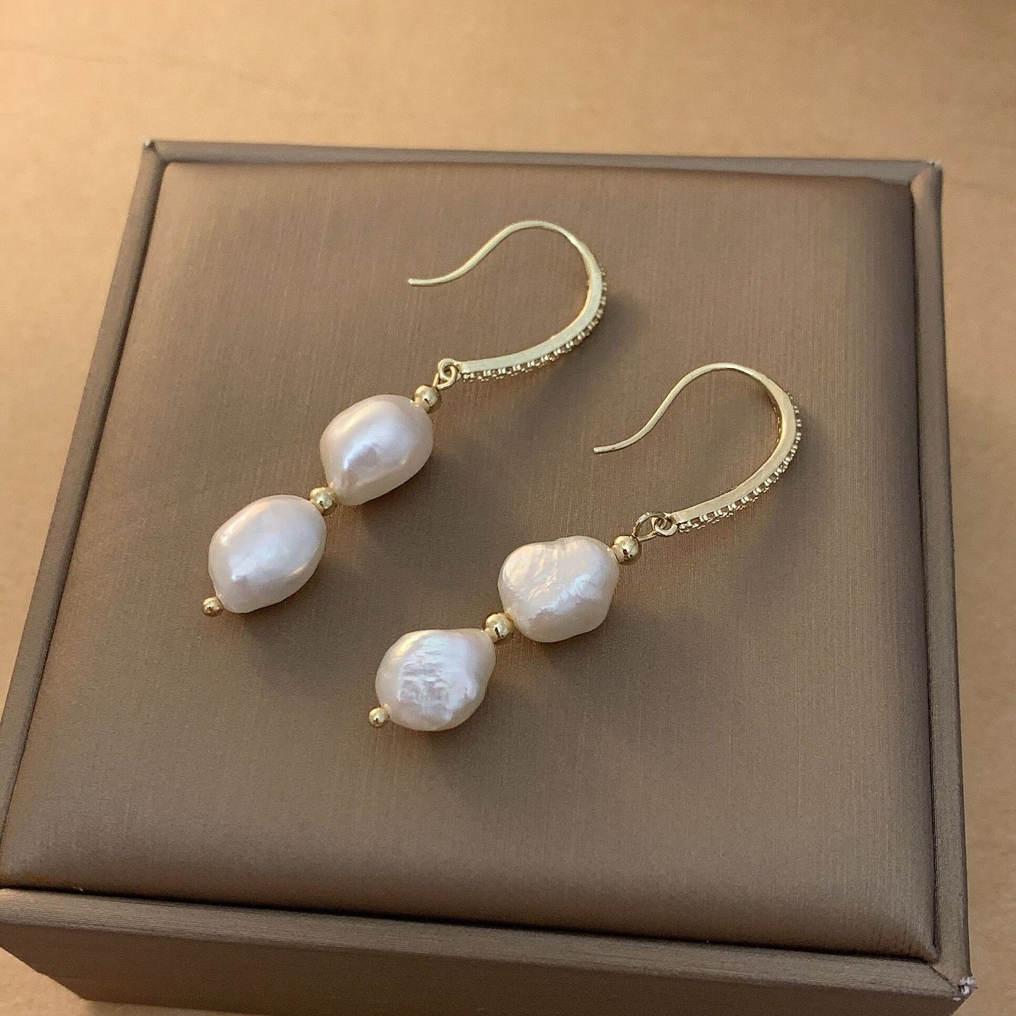 Alexa Freshwater Pearl Earrings