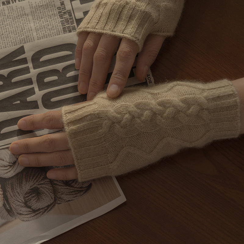 Cashmere Autumn And Winter New Women's Half Finger Twist Gloves
